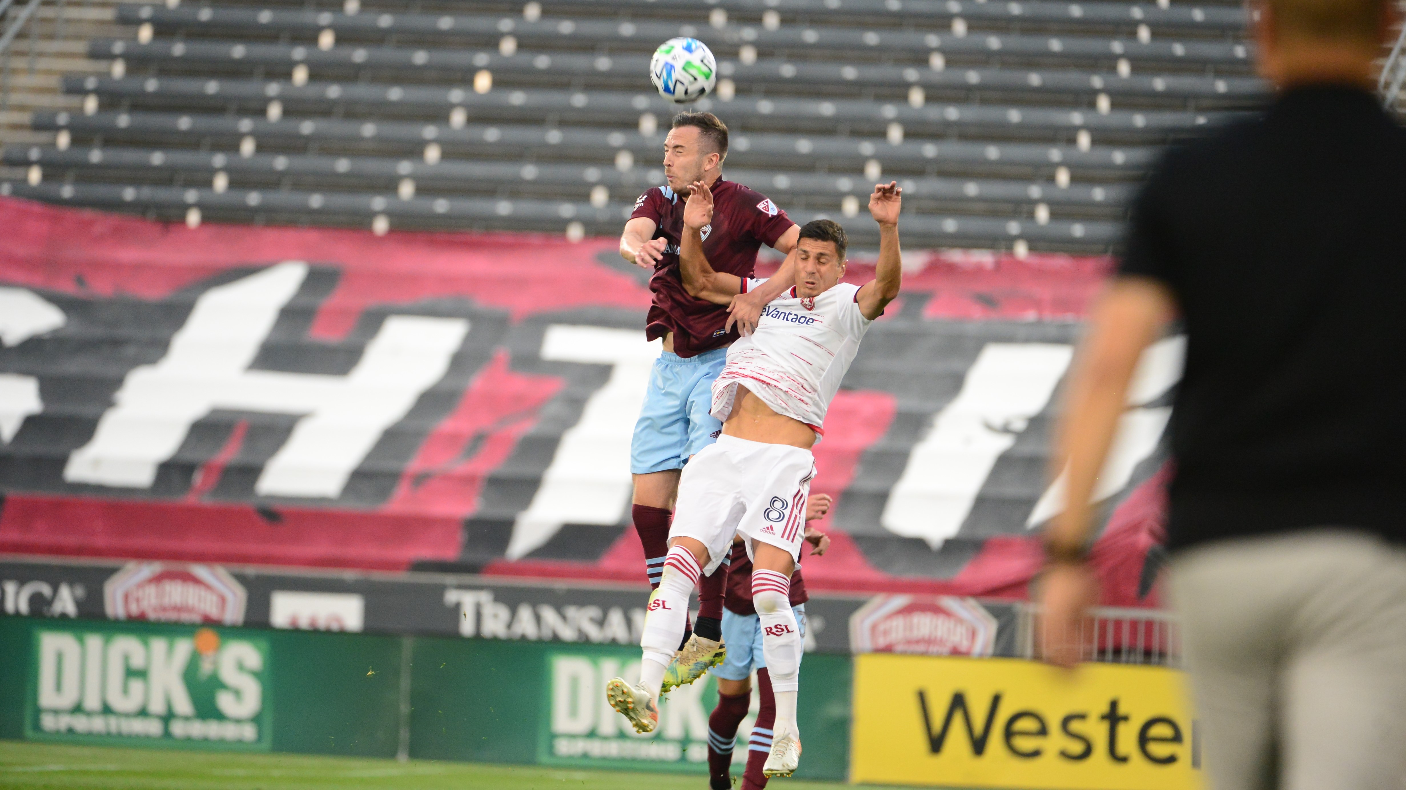 Danny Wilson leaping.jpg