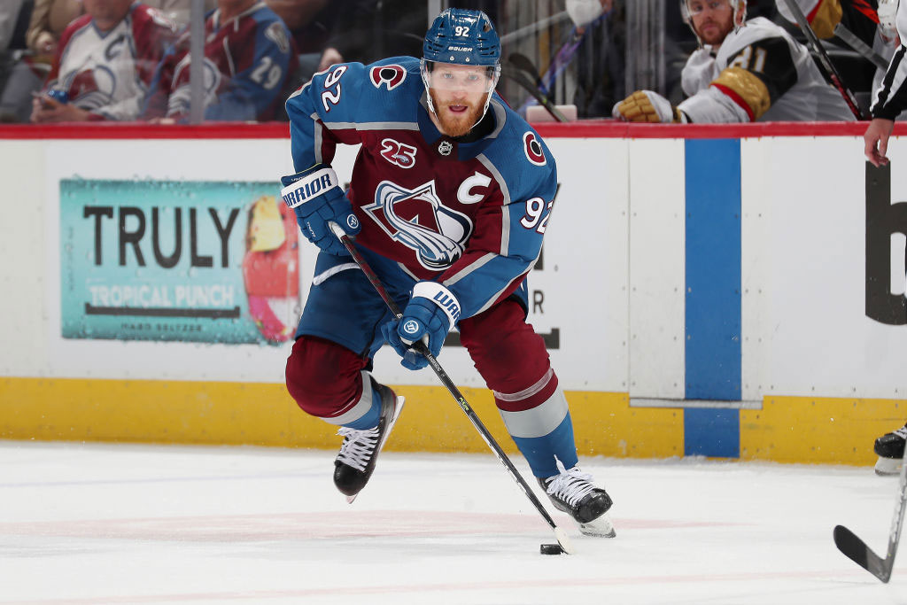 Avs-schedule-2122.jpg